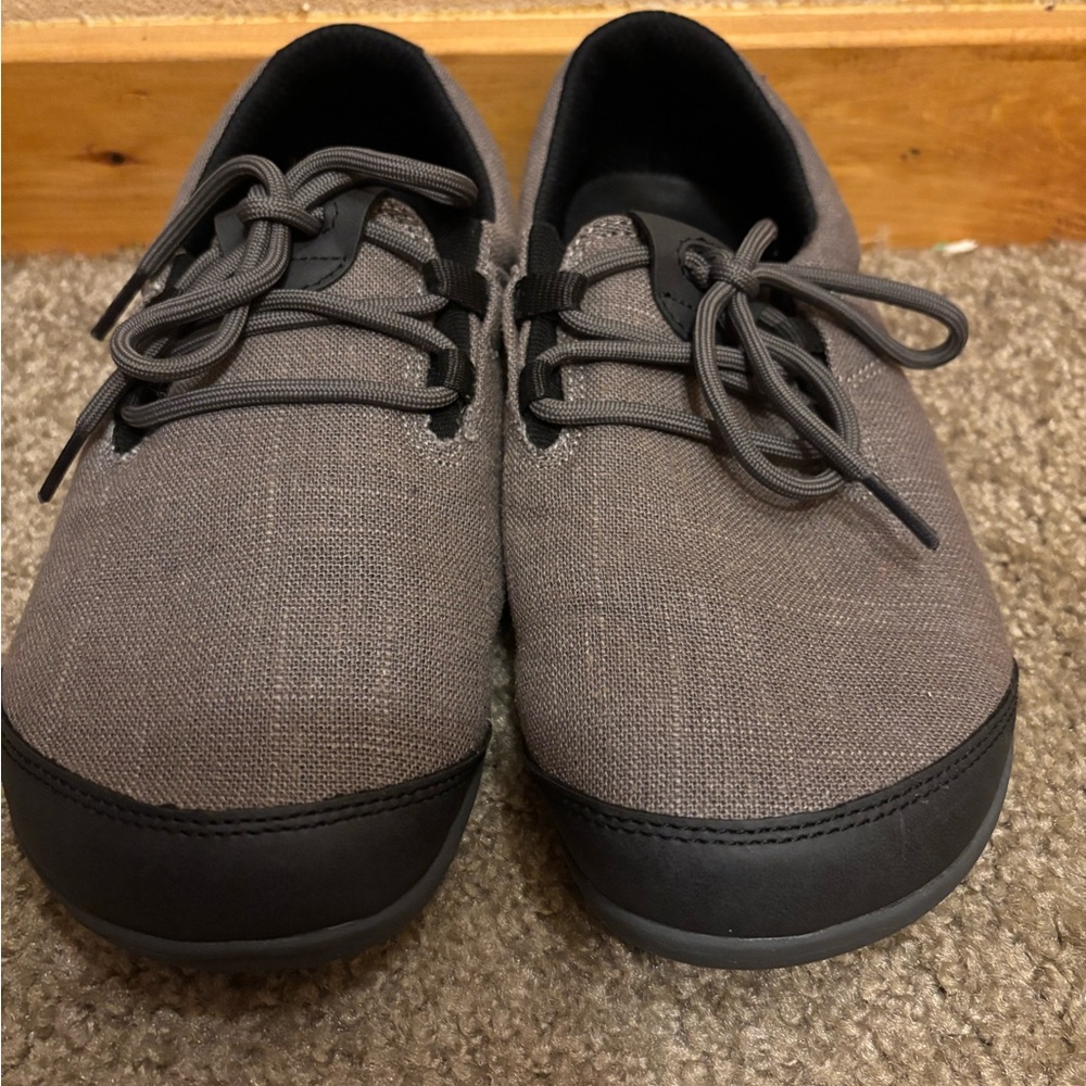 Men's Casual Gray Lace-Up Sneakers - Comfortable Everyday Slip-Resistant Shoe